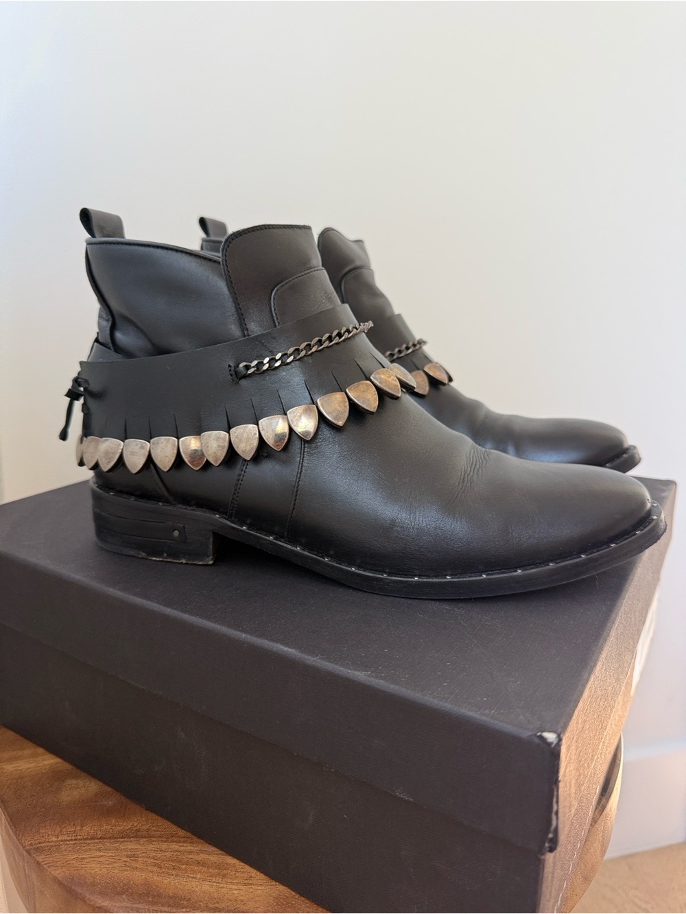 Freda Salvador Star Bootie — Black Leather — Silver Chain & Stud Detail - size 8 - Picture 7 of 11